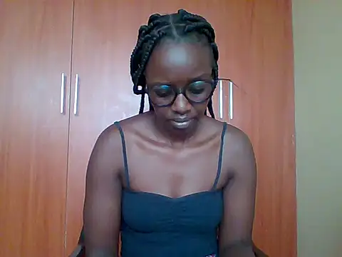 Snapshot of sexy_darleen23 chatting on 02/18/26, 09:49 sexy darleen23 online show from 02/18/26, 09:49