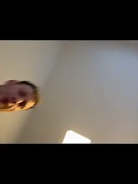 Snapshot of sLav369 chatting on 02/06/26, 03:48 sLav369 online show from 02/06/26, 03:48