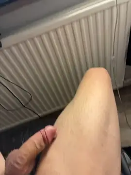 Snapshot of sLav369 chatting on 03/13/26, 07:26 sLav369 online show from 03/13/26, 07:26