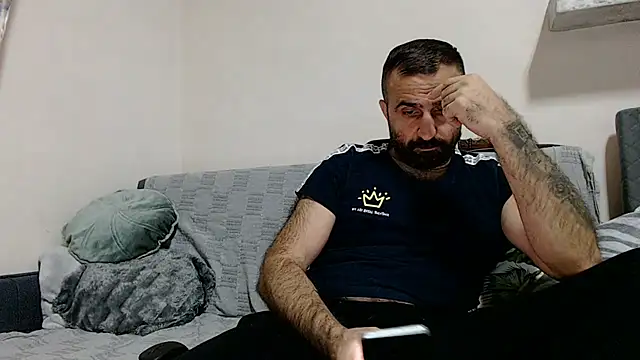 Snapshot of ivat80 chatting on 12/04/24, 07:12 ivat80 online show from 12/04/24, 07:12