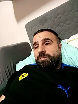 Snapshot of ivat80 chatting on 01/07/26, 05:15 ivat80 online show from 01/07/26, 05:15