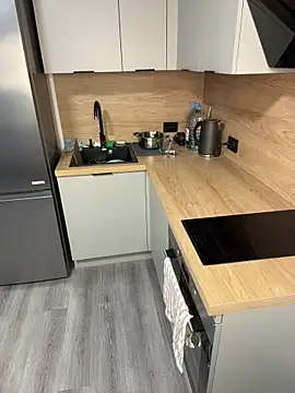 MrMrsRight online show from 05/28/26, 02:25