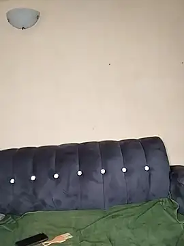 Winnie - online show from 02/09/25, 08:54