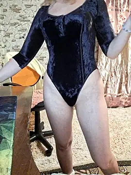  Kitti  online show from 12/22/24, 06:04