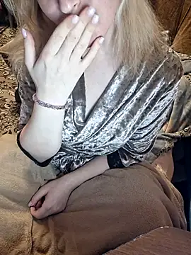  Kitti  online show from 03/17/25, 07:04