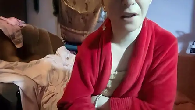 Snapshot of _Kitti_ chatting on 01/17/26, 07:50 Kitti online show from 01/17/26, 07:50