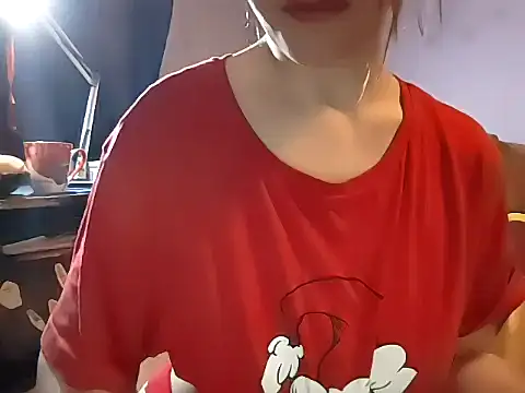 Snapshot of _Kitti_ chatting on 03/28/26, 04:06 Kitti online show from 03/28/26, 04:06
