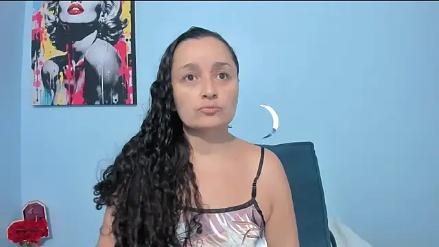  luna  sweet  online show from 05/09/26, 01:33