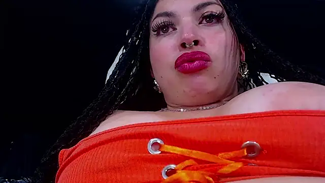 Snapshot of Cocoo_Nuth chatting on 01/21/25, 09:13 Cocoo Nuth online show from 01/21/25, 09:13