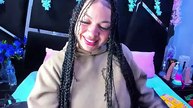 Snapshot of Cocoo_Nuth chatting on 10/23/25, 03:17 Cocoo Nuth online show from 10/23/25, 03:17