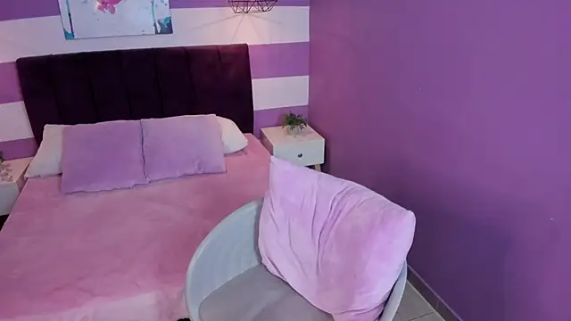 Alli cooper online show from 01/10/25, 08:15