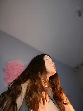 Snapshot of Zeli_66 chatting on 01/15/26, 05:12 Zeli 66 online show from 01/15/26, 05:12