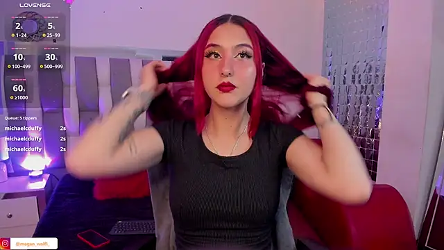 Snapshot of Megan_wolf1_ chatting on 01/10/25, 05:15 Megan wolf1  online show from 01/10/25, 05:15