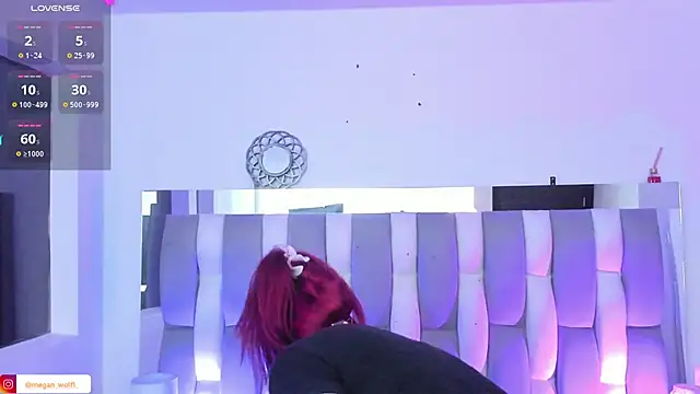 Snapshot of Megan_wolf1_ chatting on 03/13/25, 10:36 Megan wolf1  online show from 03/13/25, 10:36