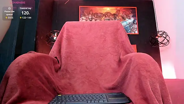 Snapshot of Megan_wolf1_ chatting on 10/10/25, 03:27 Megan wolf1  online show from 10/10/25, 03:27