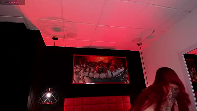 Snapshot of Megan_wolf1_ chatting on 11/27/25, 03:41 Megan wolf1 online show from 11/27/25, 03:41