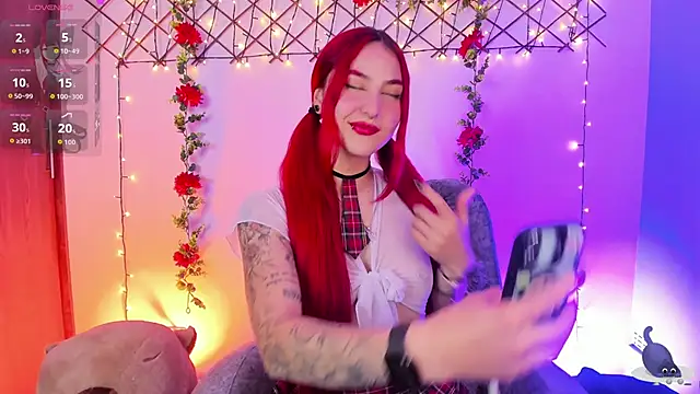 Snapshot of Megan_wolf1_ chatting on 02/20/26, 04:42 Megan wolf1 online show from 02/20/26, 04:42