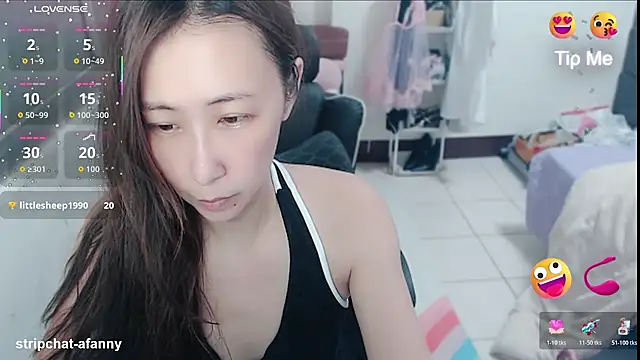 aFanny online show from 05/03/26, 02:23