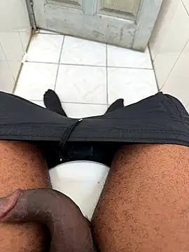 Black-mamba-madingo online show from 11/26/25, 11:33