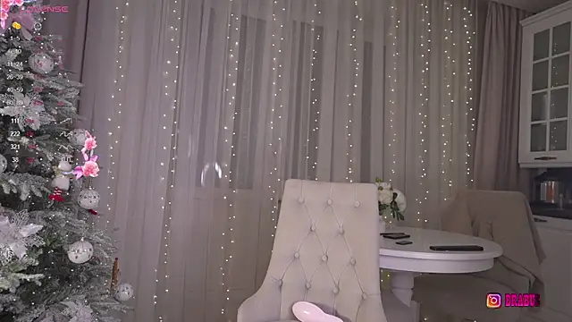 Snapshot of _Moon__Shine_ chatting on 01/15/26, 12:37 Moon Shine online show from 01/15/26, 12:37