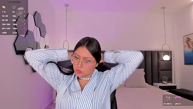 AmberLewis  online show from 10/17/25, 03:10