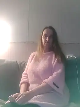 Evelina cute online show from 12/15/24, 06:48