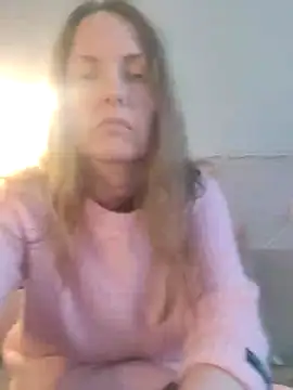 Evelina cute online show from 12/21/24, 11:33