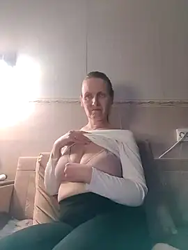 Evelina cute online show from 12/22/24, 04:27