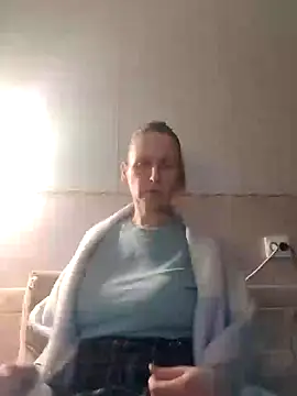 Evelina cute online show from 01/12/25, 12:28