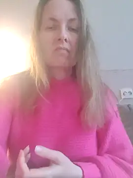 Evelina cute online show from 01/27/25, 12:05