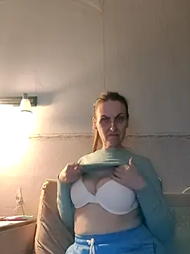 Evelina cute online show from 10/07/25, 04:37