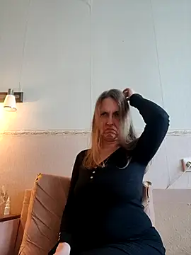 Evelina cute online show from 05/05/26, 04:59