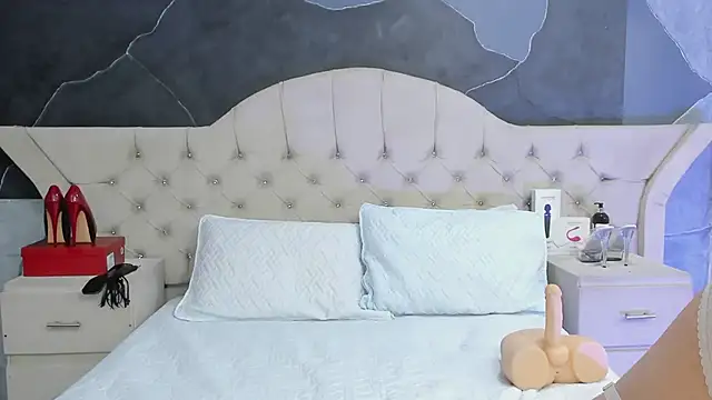 AmberGreyy  online show from 02/28/25, 03:26