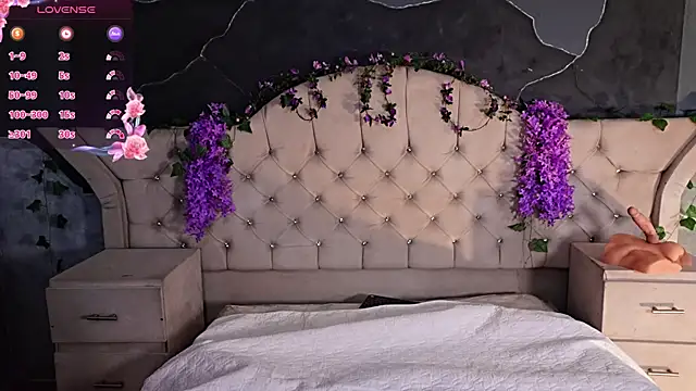 AmberGreyy  online show from 05/24/26, 06:24