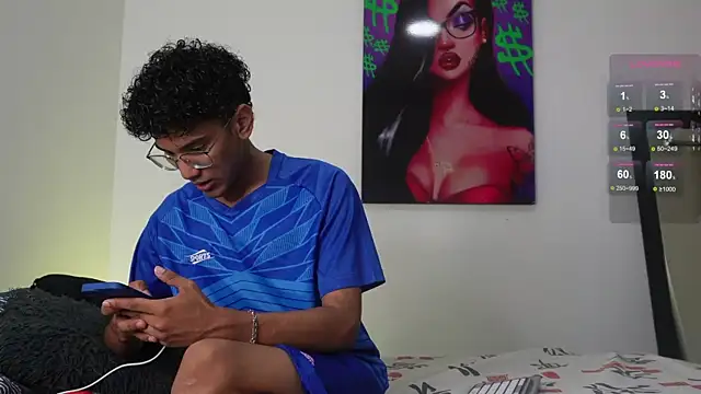 harrytwink18 online show from 12/04/24, 01:31