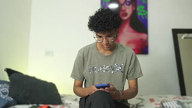 harrytwink18 online show from 12/13/24, 01:33