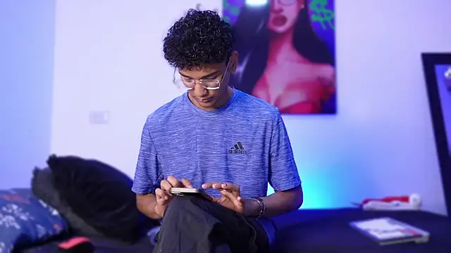 harrytwink18 online show from 12/30/24, 01:25