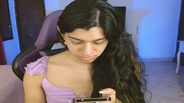 Snapshot of engielphoenis14 chatting on 02/03/26, 10:59 engielphoenis14 online show from 02/03/26, 10:59