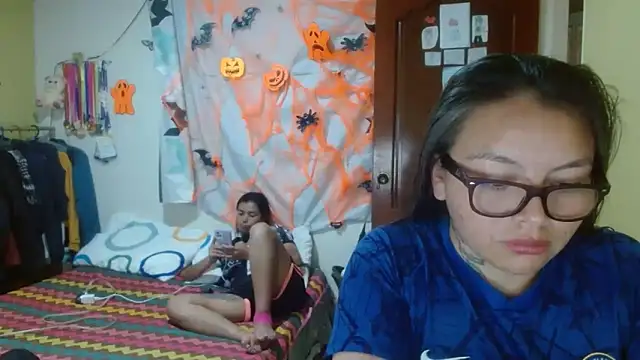 clayre and jill online show from 10/28/25, 07:16