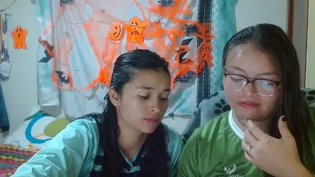 clayre and jill online show from 11/04/25, 03:16