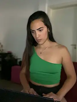 alessandra-a online show from 01/02/25, 09:50