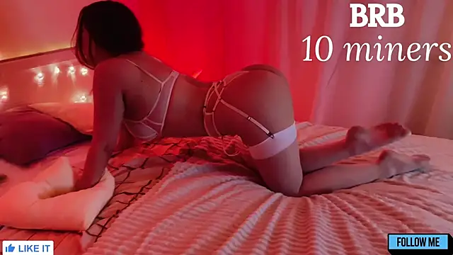 Emily Gin online show from 05/18/26, 01:56