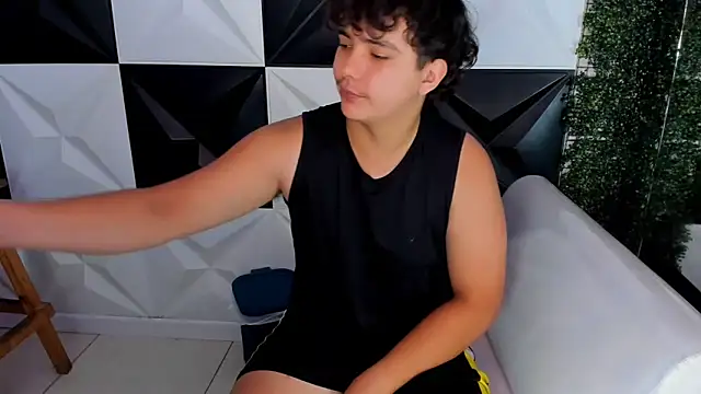 Dani cumboy online show from 10/31/25, 03:24