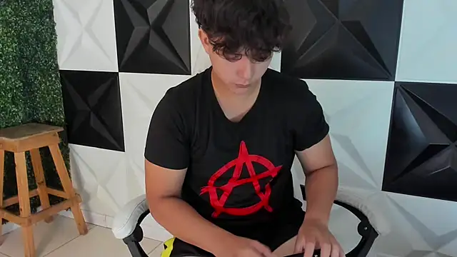 Dani cumboy online show from 11/09/25, 01:20