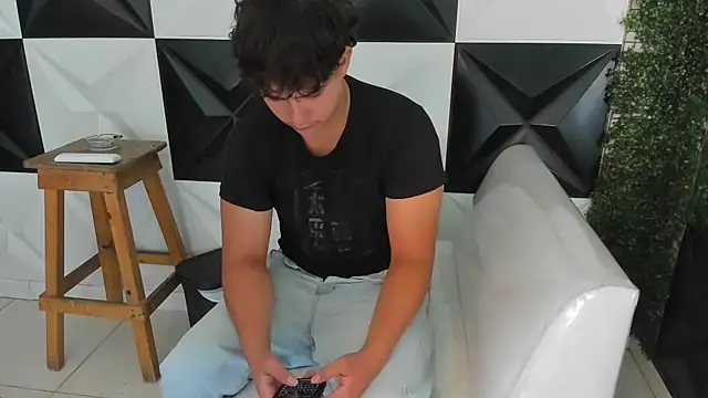 Dani cumboy online show from 11/27/25, 01:35