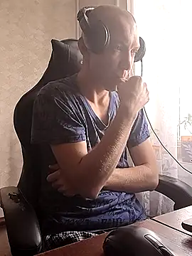 MityaXLoves online show from 04/27/26, 06:00