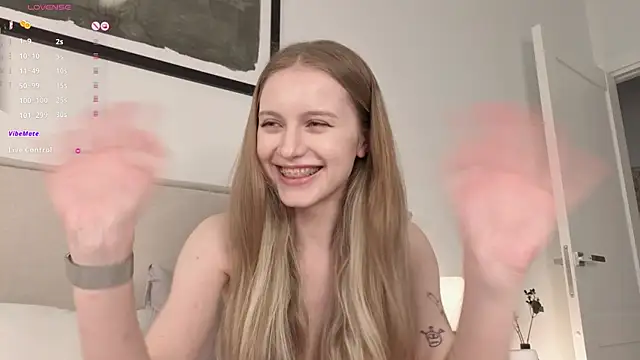 Snapshot of jelli_jenni chatting on 05/09/26, 02:11 jelli jenni online show from 05/09/26, 02:11