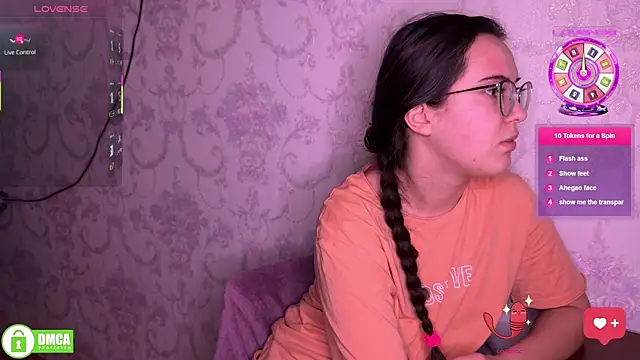 Snapshot of the_princese chatting on 01/13/26, 04:12 the princese online show from 01/13/26, 04:12