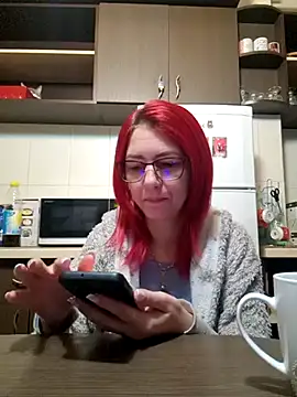 Snapshot of Evadesirex46 chatting on 02/15/25, 06:33 Evadesirex46 online show from 02/15/25, 06:33