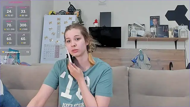 Girl alone home online show from 04/27/26, 03:21